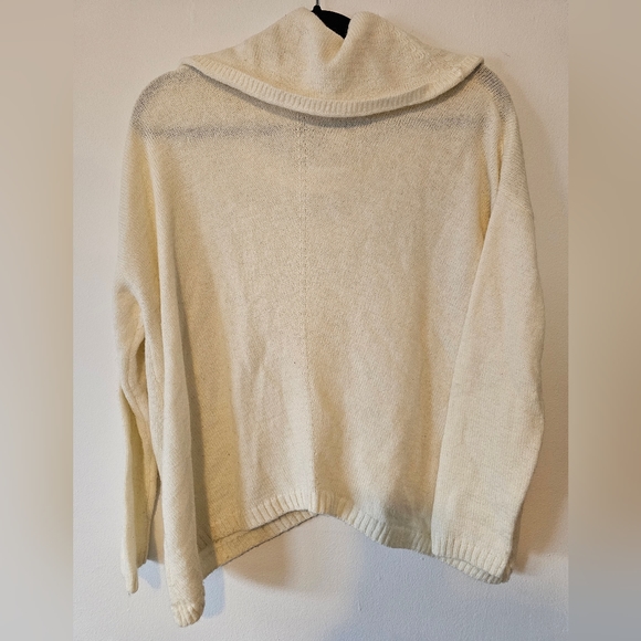 Express wool cowl neck sweater - Picture 3 of 4